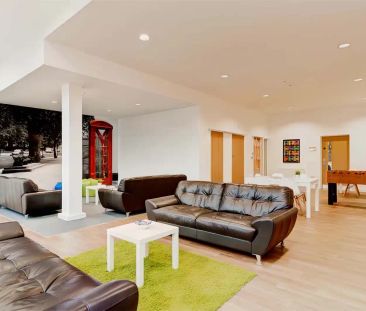 Penthouse Studio - Photo 2
