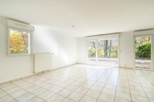 Location Appartement 3 pièces 66m² VIEUGY 74600 - Photo 1