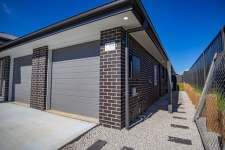 Location and Style - Photo 2