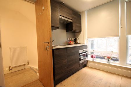 The Bruce Building, City Centre - Photo 4