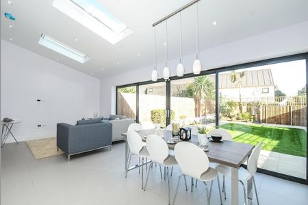 Sarre Road, London, NW2 - Photo 4