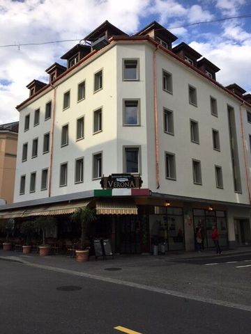 Luminous 3-room apartment in the center of Biel. - Photo 5