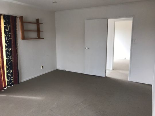 WEYMOUTH, 3 BEDROOMS - Photo 1