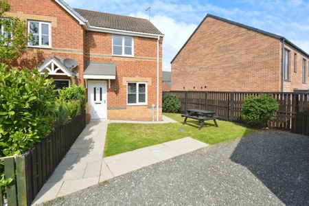 2 bedroom House To Let - Photo 3