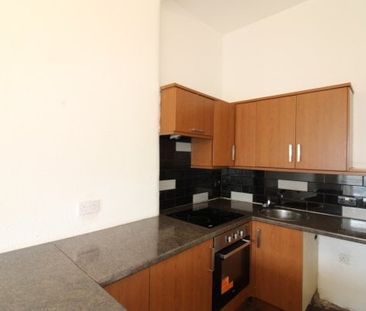 Paisley Road, Renfrew - Photo 1