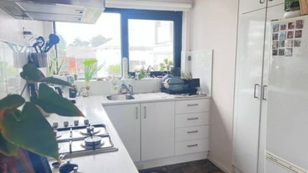 Modern Coastal Apartment, Close to the Beach - Photo 5
