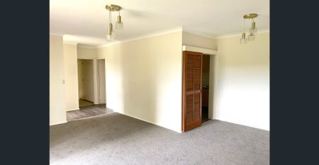 Three Bedroom Home in North Cowra - Photo 3