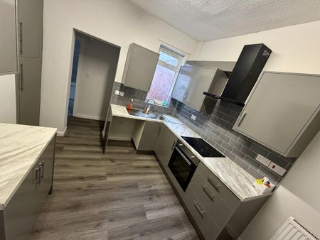 2 bedroom terraced house to rent - Photo 5