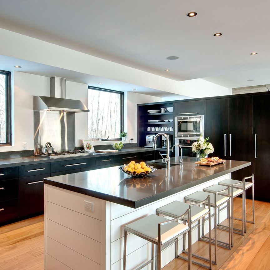 For Lease - 46479 Old Mail Road, Meaford, Ontario - Photo 1