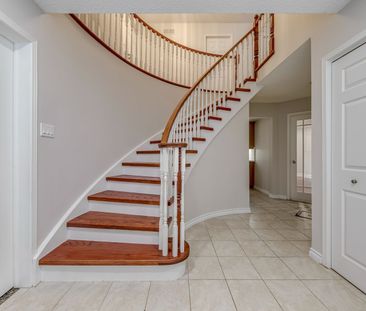 For Lease - 67 Cudmore Road, Oakville, Ontario - Photo 3