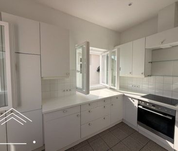 Erstbezug nach stilvoller Sanierung - Altbauwohnung in wunderschöne... - Photo 5