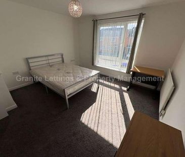 Lauderdale Crescent, Plymouth Grove, Manchester, M13 - Photo 5