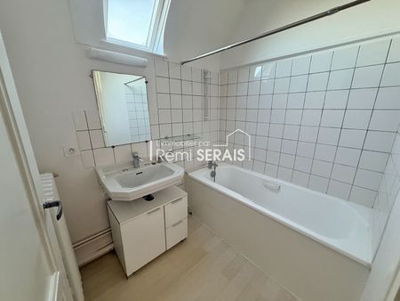 Location Appartement 2 pièces 52m² - Photo 4