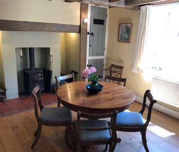 3 bedroom semi-detached house to rent - Photo 3