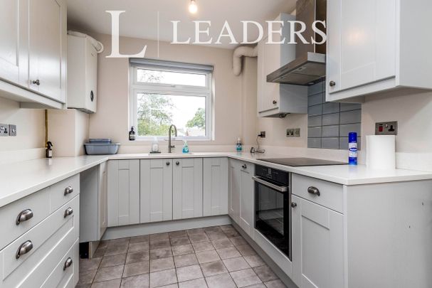 2 bedroom apartment to rent Jordans Close, GU1 - Photo 1