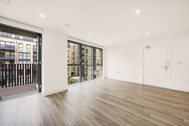 Sky View Tower, 12 High Street, E15 2GT - Photo 1