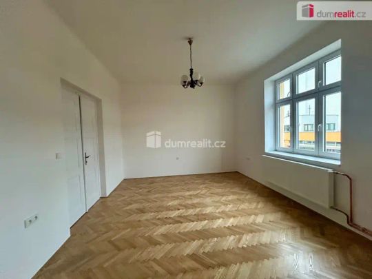 Kolín IV - pronájem bytu v rodinném domě 2+1 84 m - Fotografie 1
