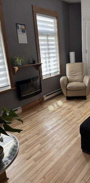 Grand logement dans Limoilou - Photo 1