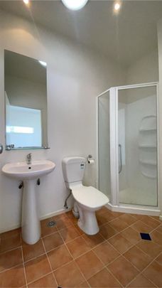 1 bedroom in East Tamaki - Photo 1