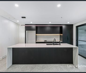 Three Bedroom Home with Study, Sunroom & Secure Parking - Photo 5