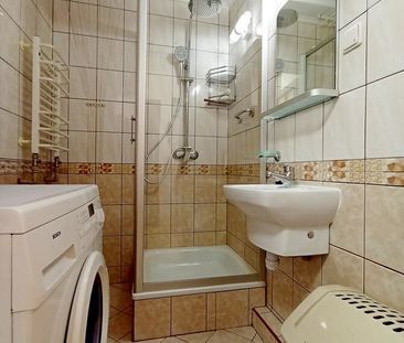 Warszawa, Włochy, al. Dwudziestolatków – zdjęcie 3