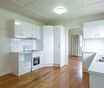 Well-Presented Home with Space, Light & Character - Photo 4