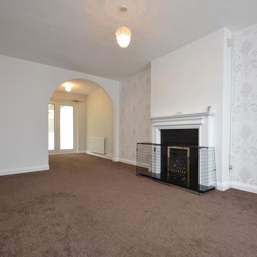 3 bedroom house - semi-detached - Photo 1