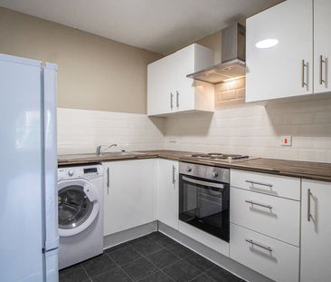 Apt 7, 31 Clarendon Road - Photo 4