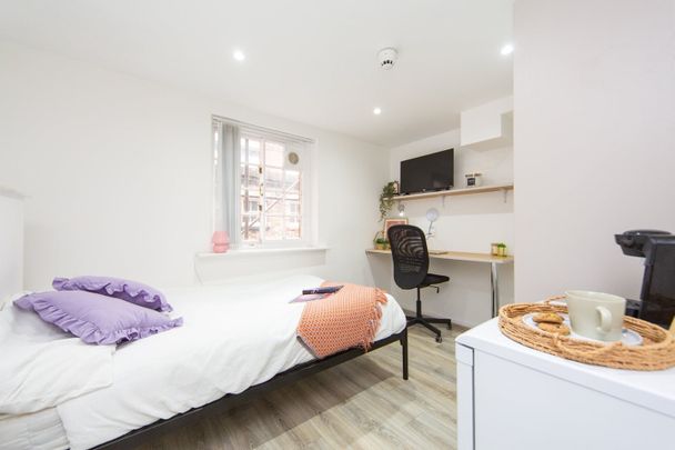 Studio Flat, Parr Street, L1 - Photo 1