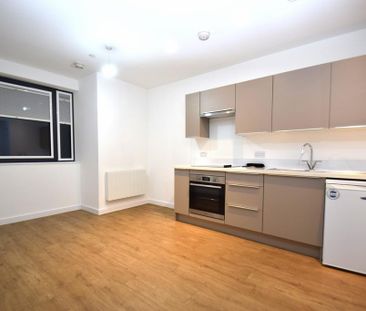 1 bedroom flat to rent - Photo 4