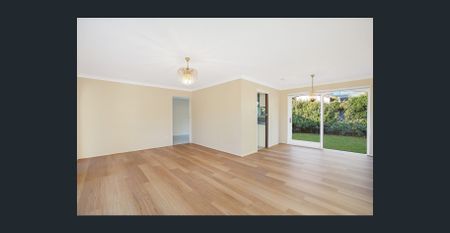 Family Sized Four Bedroom Brick Home - Photo 5