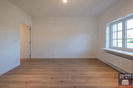 Gerenoveerde, ongemeubelde koppelvilla met zuidgerichte tuin palend aan de golf - Zoute - Photo 2