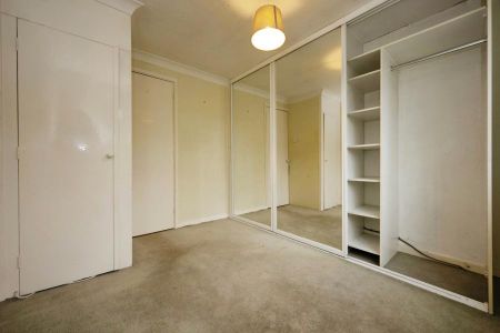 2 bedroom house to rent Mount Pleasant, Aspley Guise, Milton Keynes, Bedfordshire, MK17 - Photo 5