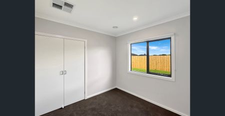 🏡 Brand New 4-Bedroom House in Wallan - Photo 3