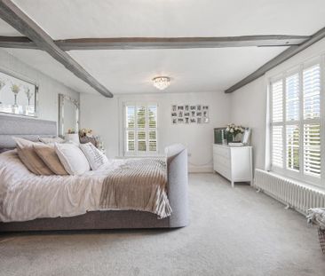 4 bedroom detached house to rent - Photo 3