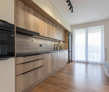 METROPOLITAN │Slnečný 3-izbový byt s loggiou a parkovaním, Bory - Photo 2
