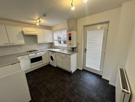 Medlar Court, Cambuslang, G72 - Photo 3