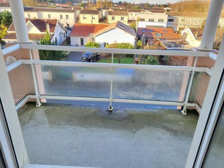 Location Appartement 1 pièce 49m² PESSAC 33600 - Photo 5