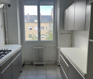 Laval, appartement centre ville - Photo 2