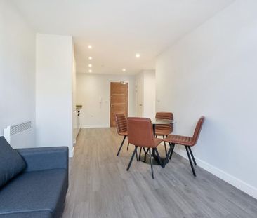 1 bedroom apartment to rent - Photo 2