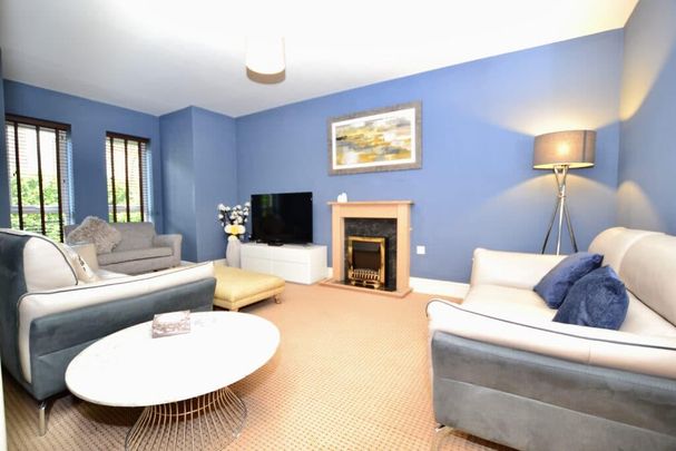 4 bedroom detached house to rent - Photo 1