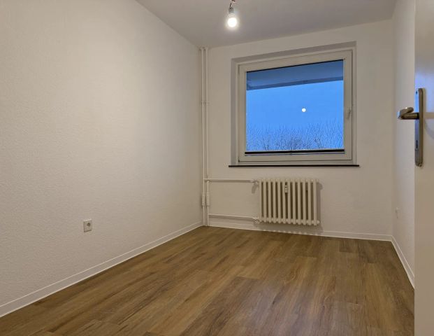 Gemütliche 2,5-Zimmer-Wohnung mit ca. 71,46m² Wohnfläche und Loggia - Photo 1