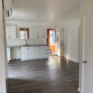 🏡 5½ à louer – Thermopompe, cour arrière et stationnement – Saint-Jérôme - Photo 2