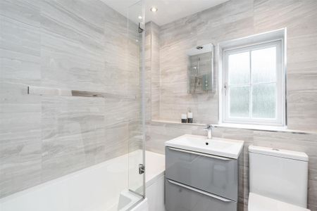 3 bedroom townhouse to rent - Photo 3