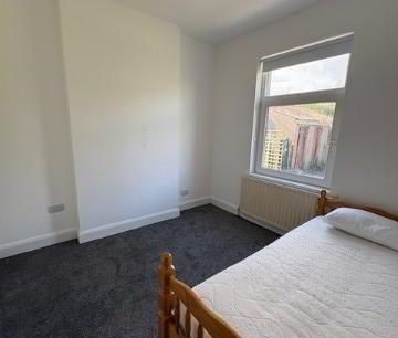 12 Portrush Road, Coleraine, BT52 1RD - Photo 3