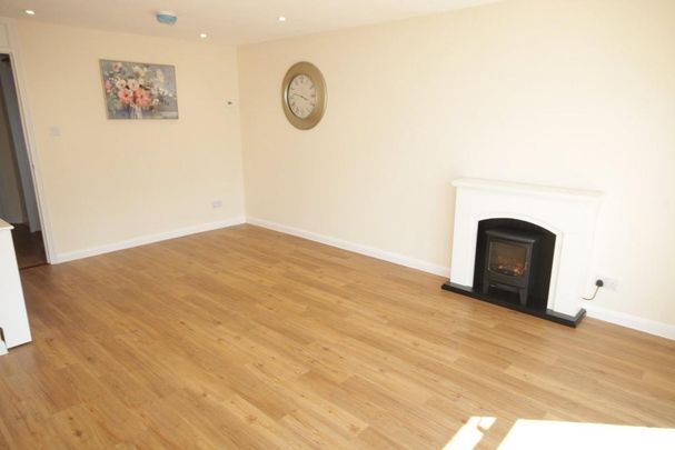 3 bedroom terraced house to rent - Photo 1