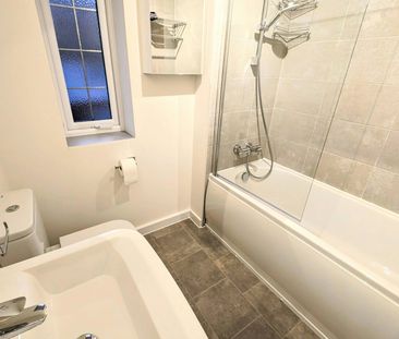 Detached house to rent on - Photo 6