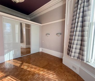 Circus Drive G31, Glasgow, G31 - Photo 2
