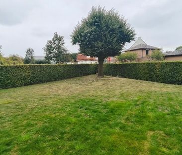 Zonnig gelegen appartement met 2 slaapkamers en garagebox te Oostkamp - Photo 3