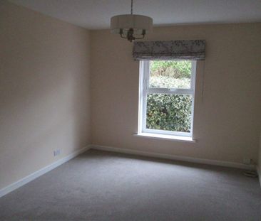 3 bedroom bungalow to rent - Photo 6